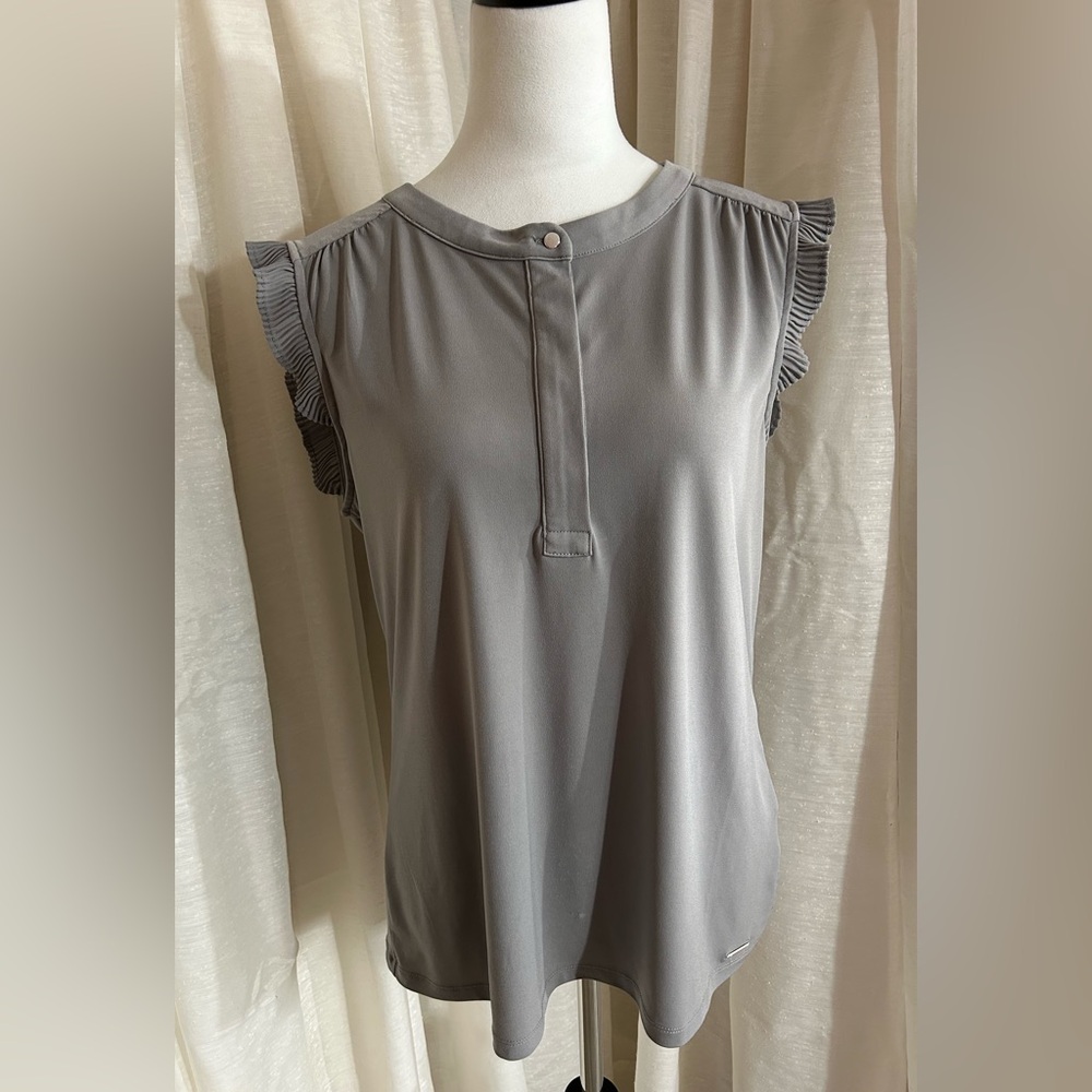 Calvin Klein ash colored sleeveless top in poly/spandex blend